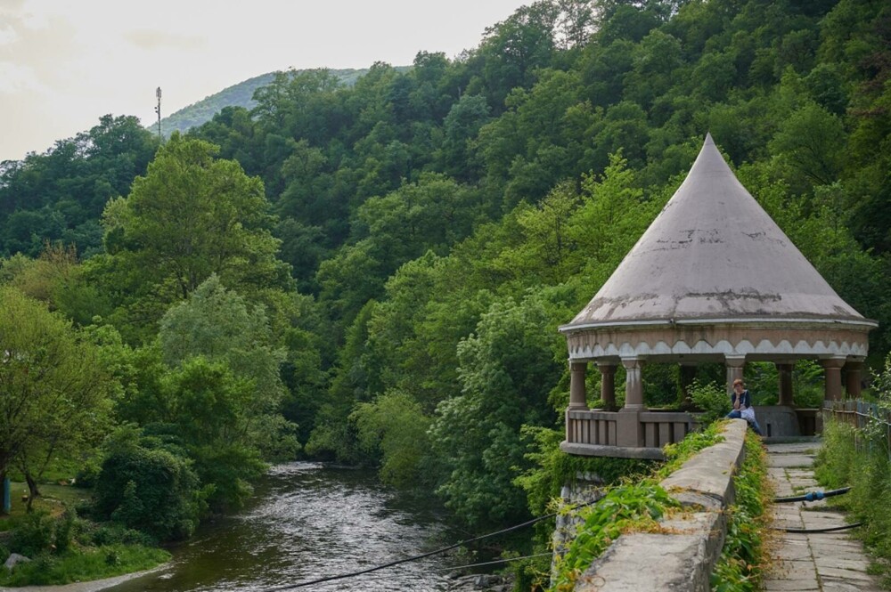 Obiective turistice în Caraș-Severin. De la Cascada Bigăr la cheile Nerei și Băile Herculane, cum poți să le vezi pe toate - Imaginea 9