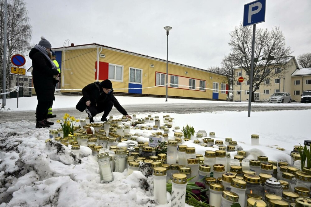 Zi de doliu în Finlanda după ce un copil de 12 ani a fost împuşcat într-o şcoală de un coleg - Imaginea 1