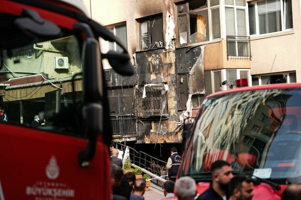 Care este cauza incendiului devastator din Istanbul în care au murit cel puțin 29 de persoane. FOTO & VIDEO - Imaginea 5