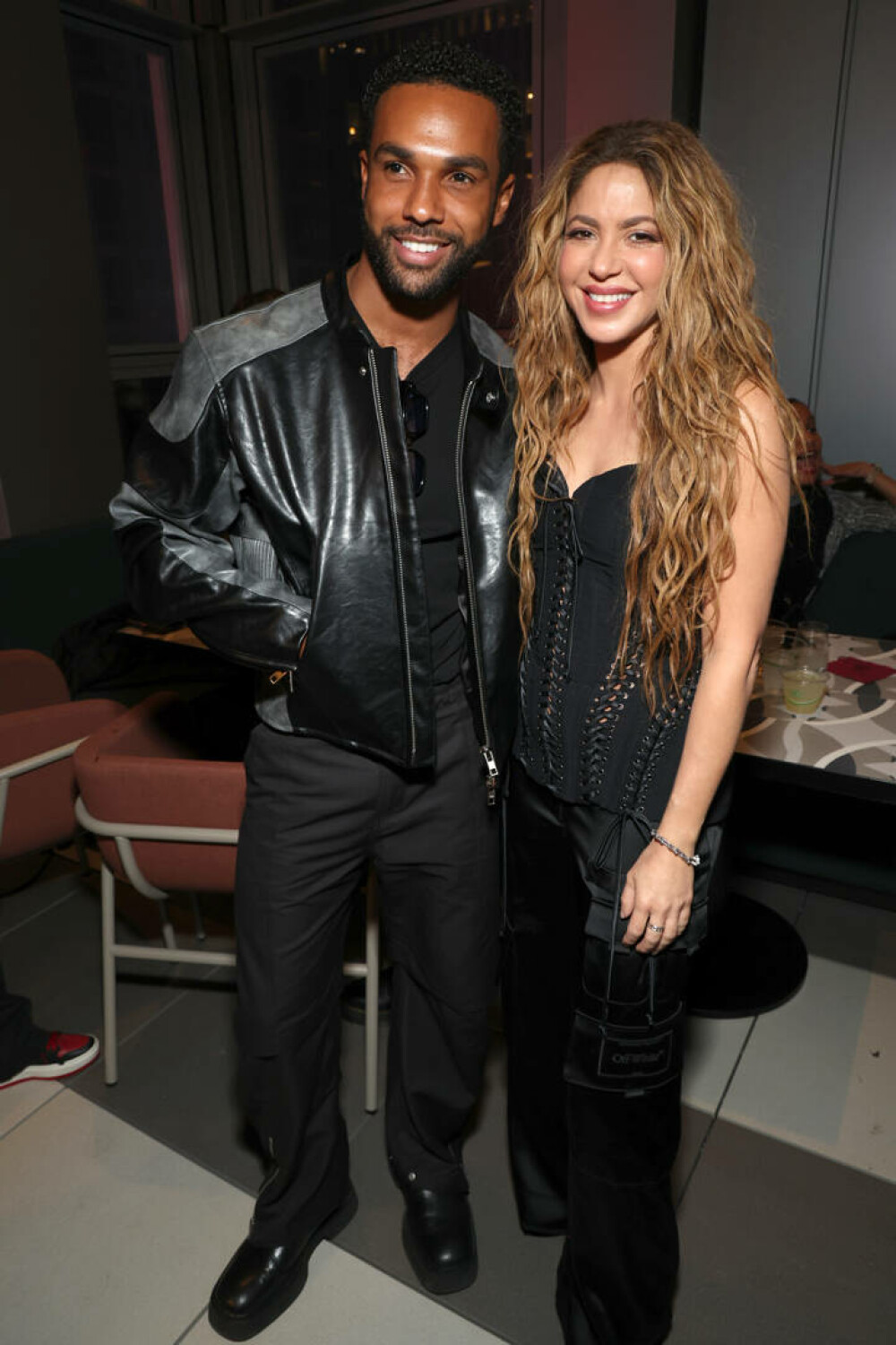 Shakira are un nou iubit. Cine e Lucien Laviscount, bărbatul care i-a furat inima. FOTO - Imaginea 13