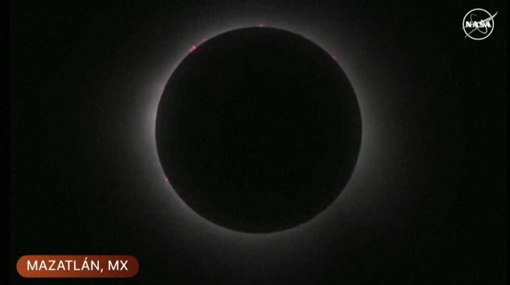 Eclipsa de Soare din 8 aprilie 2024. Imagini cu fenomenul astronomic al anului. FOTO și VIDEO - Imaginea 4