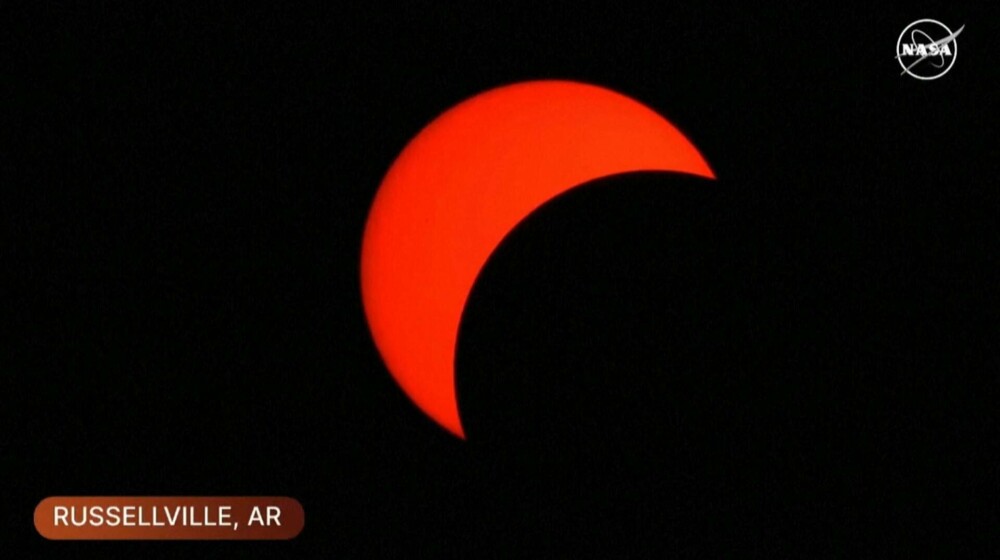 Eclipsa de Soare din 8 aprilie 2024. Imagini cu fenomenul astronomic al anului. FOTO și VIDEO - Imaginea 15