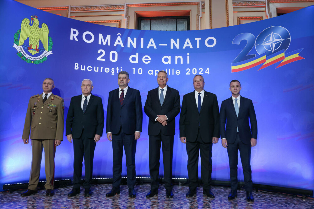 ”România-NATO, 20 de ani”. Klaus Iohannis: Trebuie să intensificăm eforturile pentru a consolida rezerva de personal militar - Imaginea 1