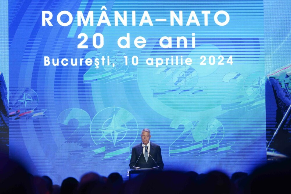 ”România-NATO, 20 de ani”. Klaus Iohannis: Trebuie să intensificăm eforturile pentru a consolida rezerva de personal militar - Imaginea 5