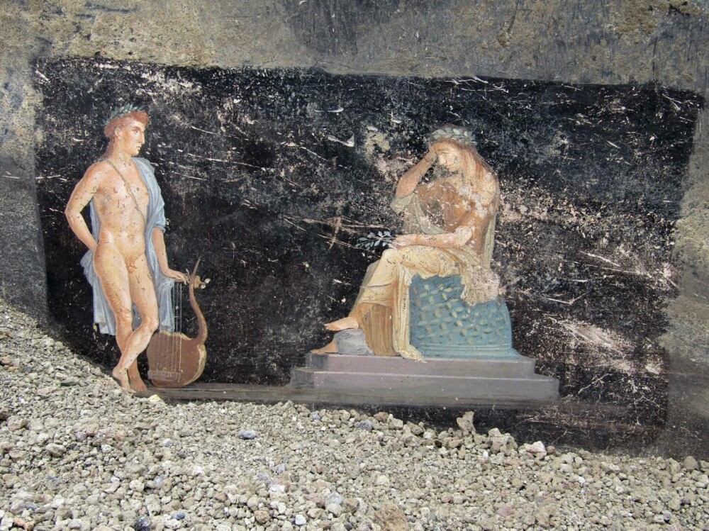 Picturi murale uimitoare au fost descoperite la Pompei. Sunt unele dintre cele mai frumoase și rafinate fresce - Imaginea 4