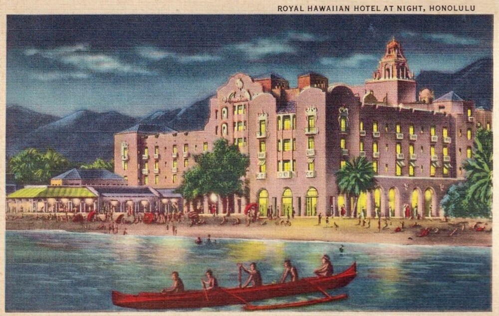 „Am plătit 530 de dolari pentru o noapte. Regret”. Cum arată „palatul roz al Pacificului”, cel mai faimos hotel din Hawaii - Imaginea 2