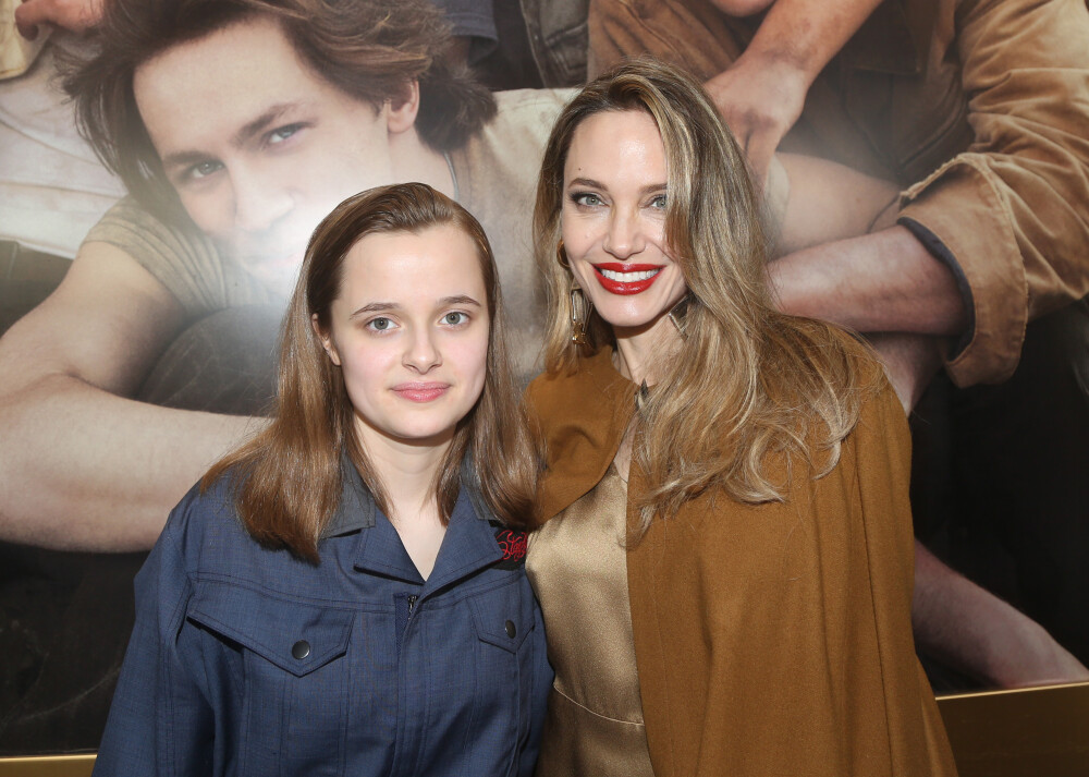 Angelina Jolie, alături de fiica ei Vivienne, de 15 ani, la lansarea unui nou musical. FOTO+VIDEO - Imaginea 12