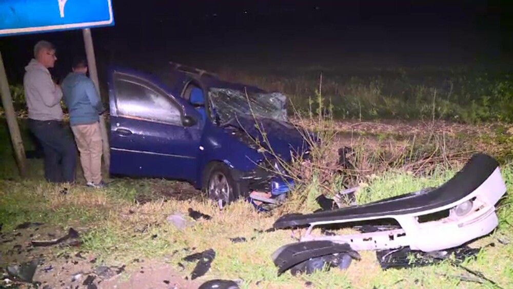 Accident cu 4 victime în Giurgiu. Manevra periculoasă făcută de unul dintre șoferi înainte de a izbi violent o mașină - Imaginea 4