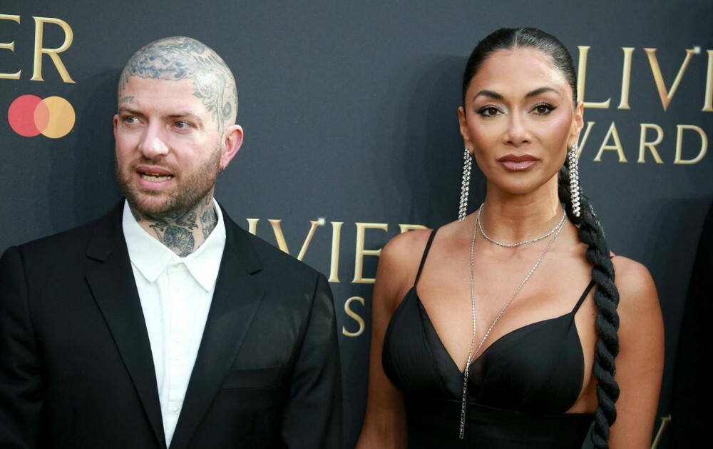 Nicole Scherzinger, în lacrimi la gala premiilor Olivier. Ce premiu a primit. GALERIE FOTO - Imaginea 9