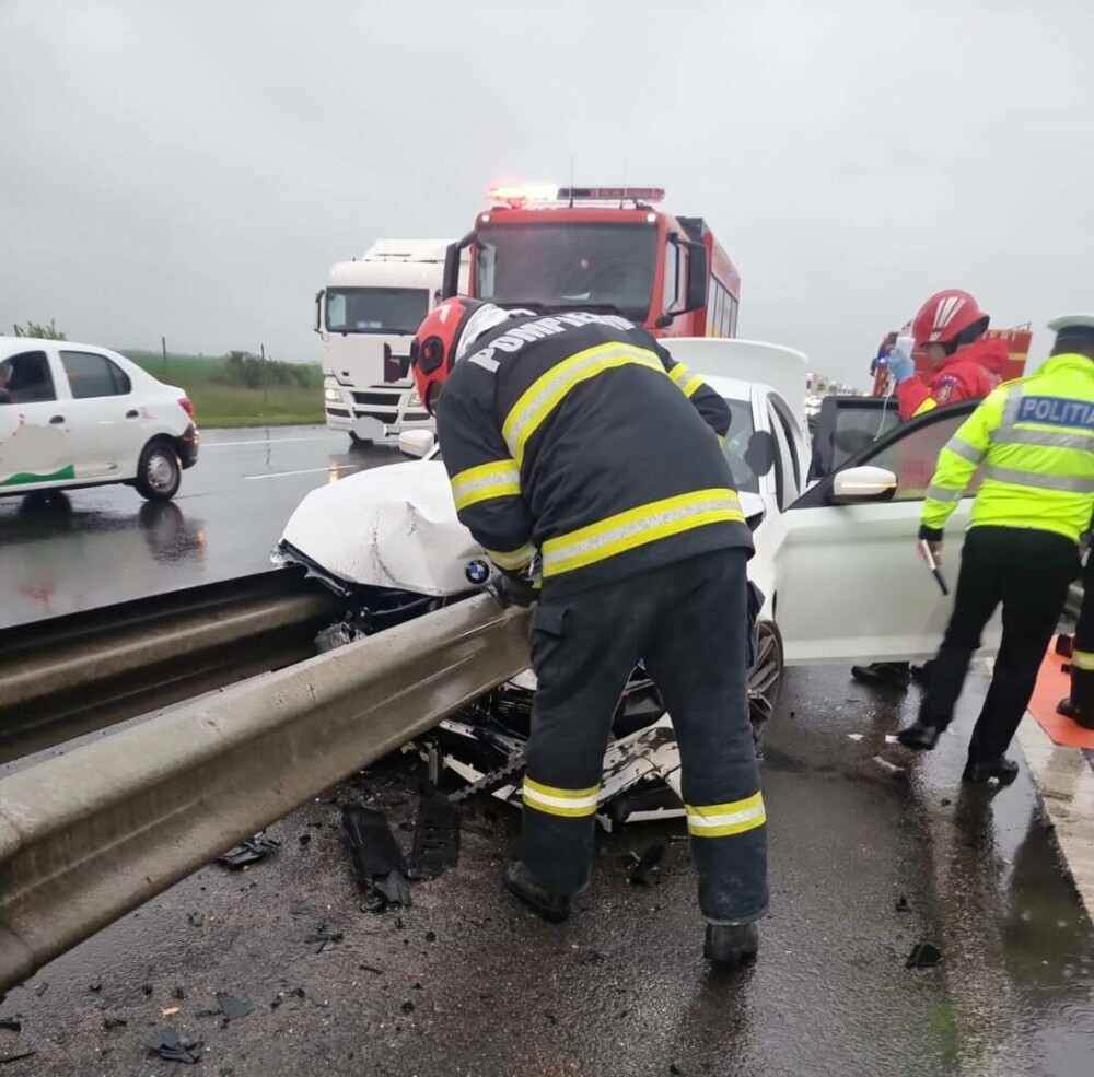 ANIMAȚIE GRAFICĂ cu accidentul de pe A1, în care șoferul unui BMW a murit străpuns de glisiera parapetului - Imaginea 3