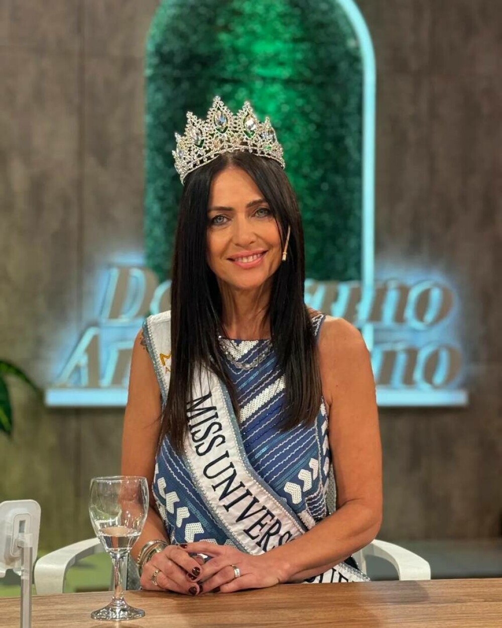 Femeia Miss la 60 de ani nu a câștigat finala Miss Argentina, dar a primit totuși un titlu. FOTO - Imaginea 8