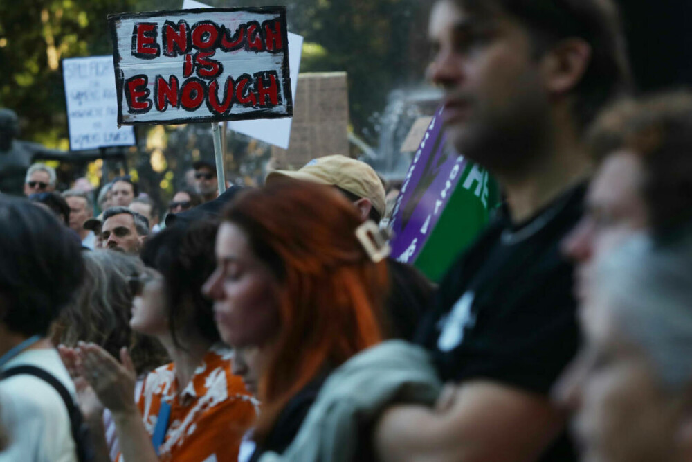 Mii de persoane protestează în Australia, după ce cinci femei au fost ucise în Sydney. „Este o epidemie” | GALERIE FOTO - Imaginea 2