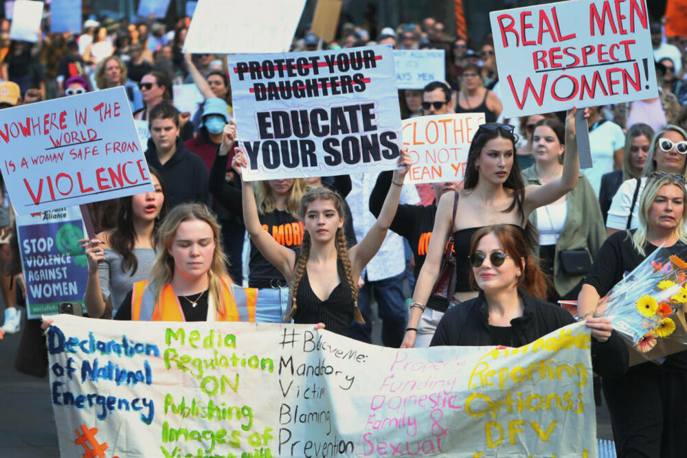 Mii de persoane protestează în Australia, după ce cinci femei au fost ucise în Sydney. „Este o epidemie” | GALERIE FOTO - Imaginea 3