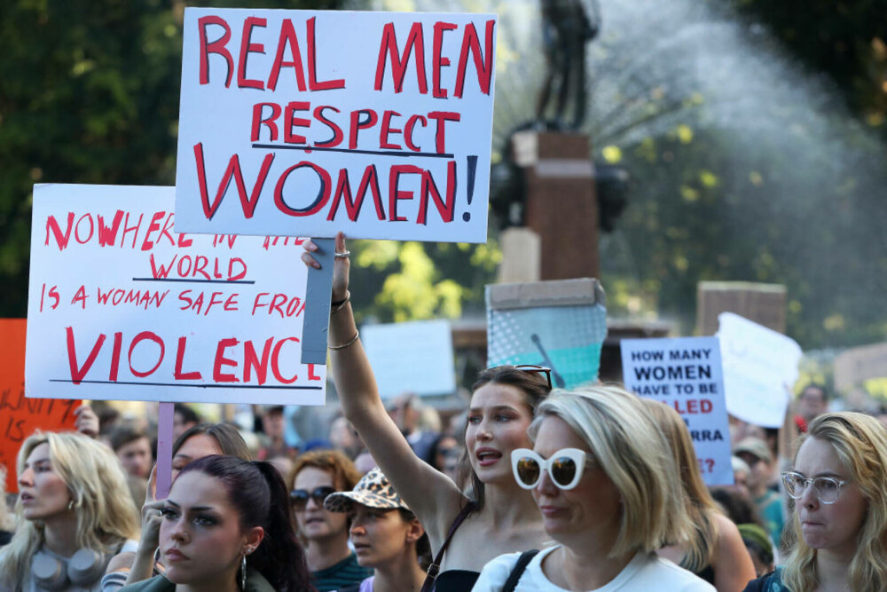 Mii de persoane protestează în Australia, după ce cinci femei au fost ucise în Sydney. „Este o epidemie” | GALERIE FOTO - Imaginea 1