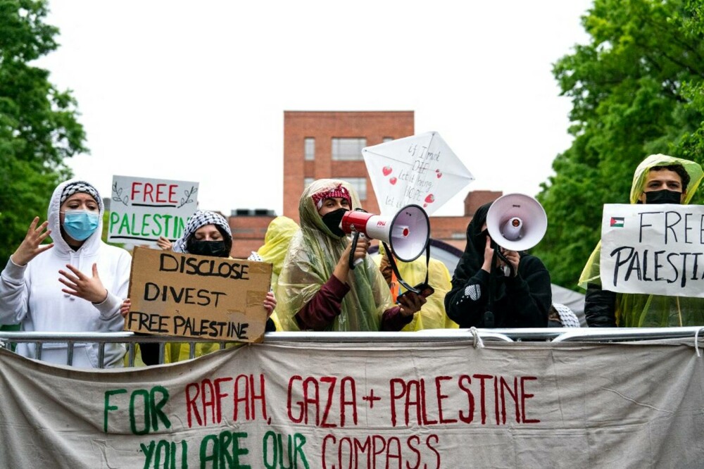 Protestele studenților față de războiul din Fâșia Gaza s-au extins la zeci de universităţi din SUA - Imaginea 3