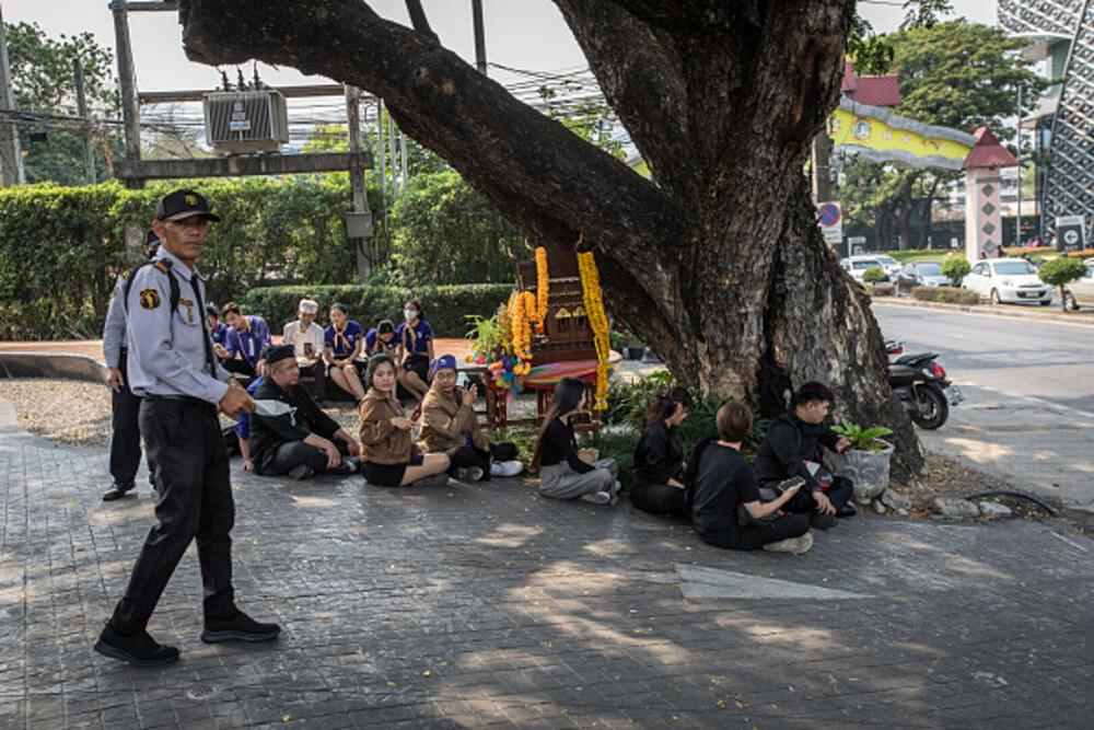 Imagini dramatice după cutremurul devastator din Myanmar. Sute de victime au fost incinerate | GALERIE FOTO - Imaginea 18