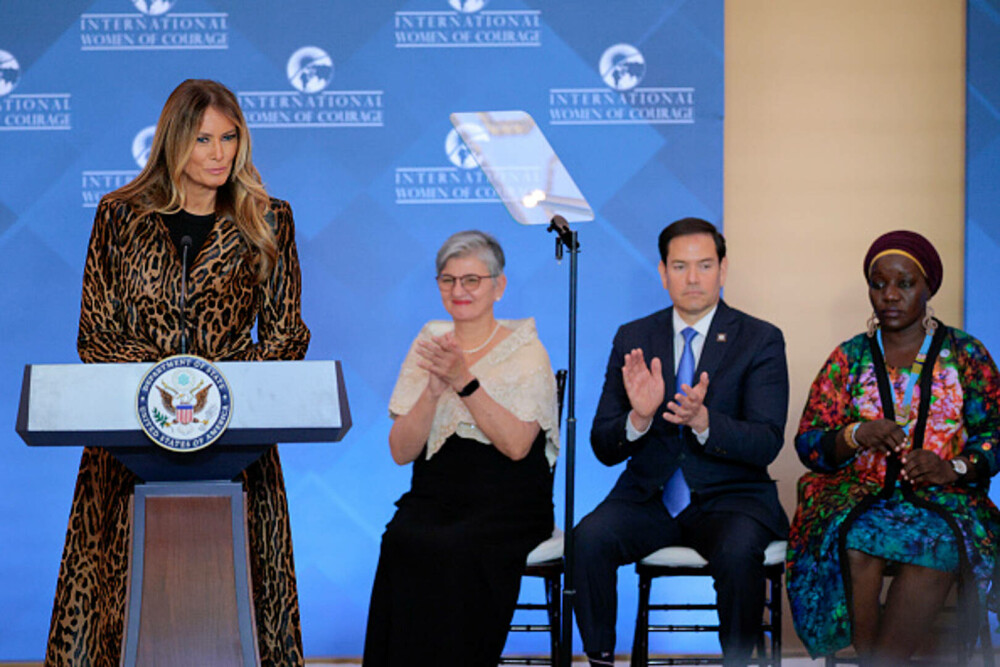 Melania Trump împlineşte 55 de ani. De la topmodel sloven la primă doamnă a Statelor Unite ale Americii. GALERIE FOTO - Imaginea 42