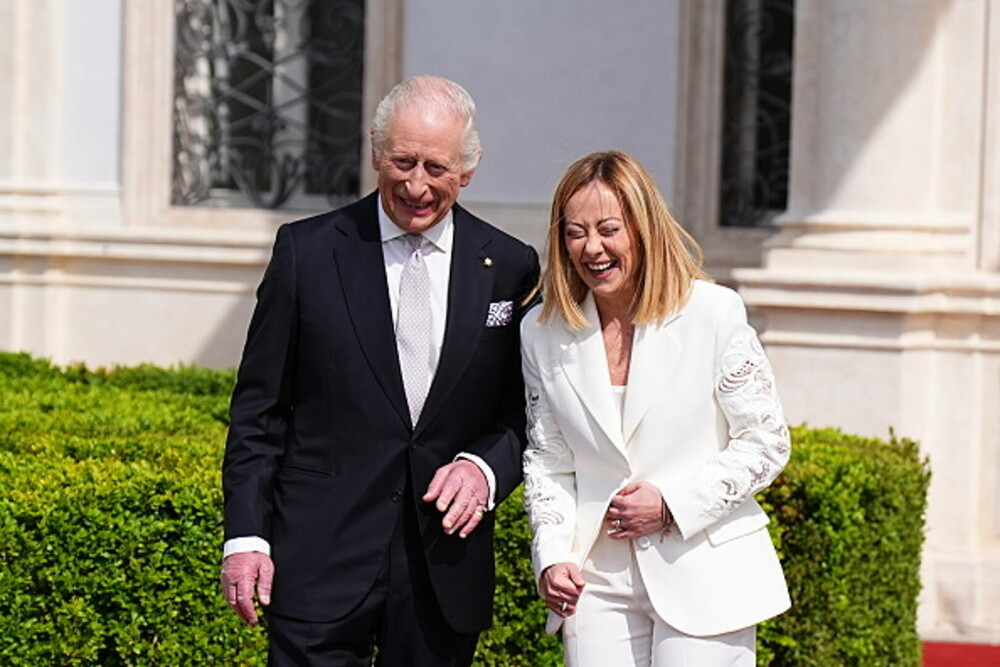 Regina Camilla a sărbătorit 20 de ani de căsătorie cu pizza şi îngheţată italiană. GALERIE FOTO - Imaginea 21