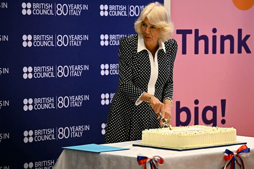 Regina Camilla a sărbătorit 20 de ani de căsătorie cu pizza şi îngheţată italiană. GALERIE FOTO - Imaginea 7