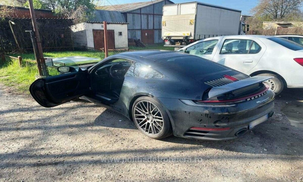 Surpriza de 220.000 de euro din Iași. Polițiștii au intrat imediat în alertă când au văzut acest bolid | FOTO - Imaginea 1