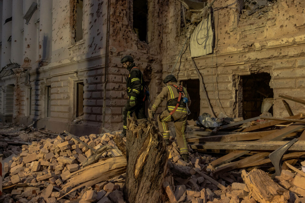 Volodimir Zelenski i-a cerut lui Trump să vină în Ucraina, pentru a vedea dezastrul provocat de agresiunea rusă - Imaginea 1