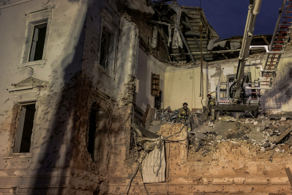 Volodimir Zelenski i-a cerut lui Trump să vină în Ucraina, pentru a vedea dezastrul provocat de agresiunea rusă - Imaginea 2