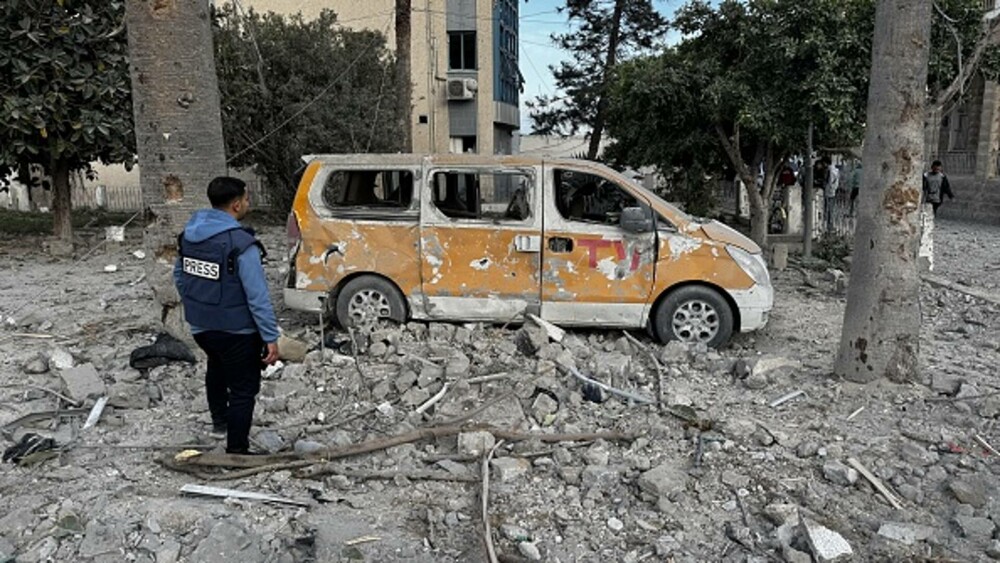 Șeful OMS acuză: Un copil a murit în Gaza, după ce Israelul a lovit spitalul Al-Ahli în care se afla. FOTO - Imaginea 1