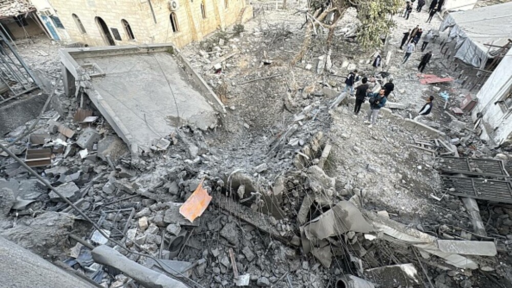 Șeful OMS acuză: Un copil a murit în Gaza, după ce Israelul a lovit spitalul Al-Ahli în care se afla. FOTO - Imaginea 3