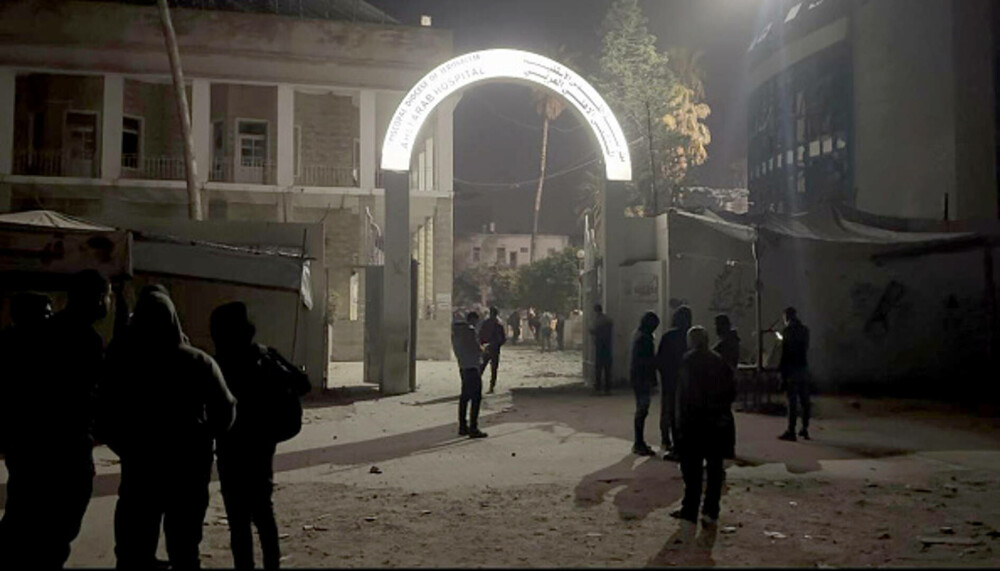 Șeful OMS acuză: Un copil a murit în Gaza, după ce Israelul a lovit spitalul Al-Ahli în care se afla. FOTO - Imaginea 15