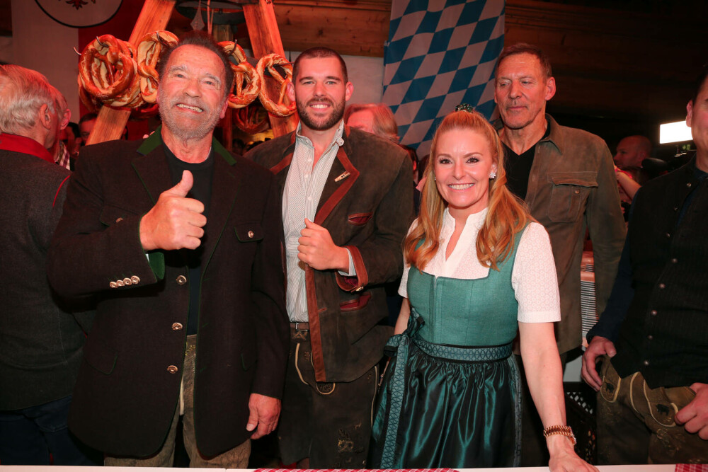 Fiul lui Arnold Schwarzenegger, de nerecunoscut, după ani de luptă cu kilogramele în plus. Cum arată Christopher. FOTO - Imaginea 7