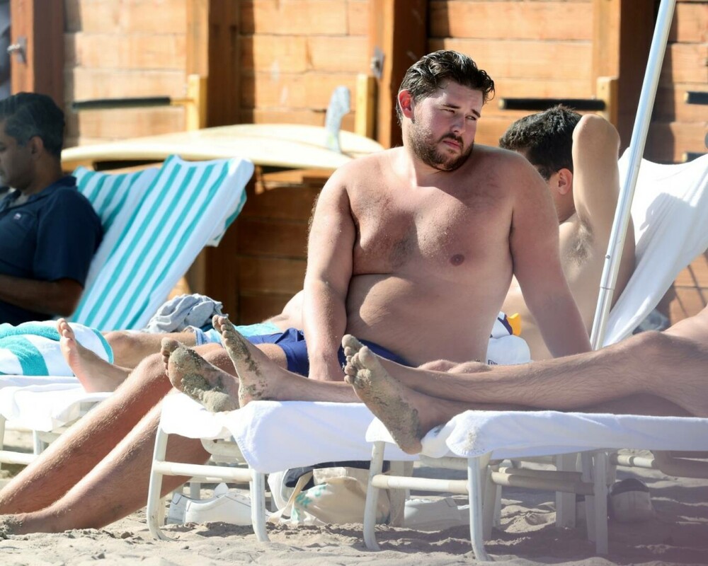 Fiul lui Arnold Schwarzenegger, de nerecunoscut, după ani de luptă cu kilogramele în plus. Cum arată Christopher. FOTO - Imaginea 18