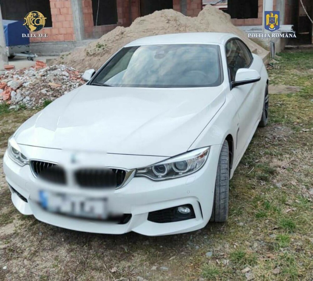 Percheziţii în Țăndărei la suspecţi de furturi şi tâlhării comise în Spania. Cu banii și-au cumpărat imobile şi maşini de lux - Imaginea 3