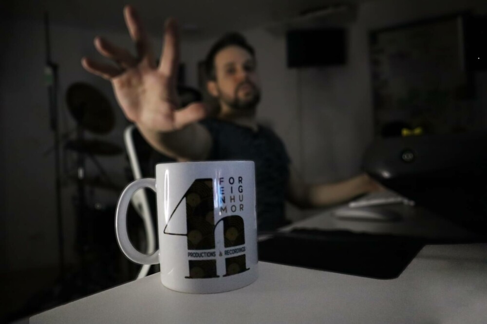 4 concerte într-o zi: Brainwasher, Nixa, RusT și Walking to the Moon. Se lansează casa de discuri Foreign Humor Productions - Imaginea 1