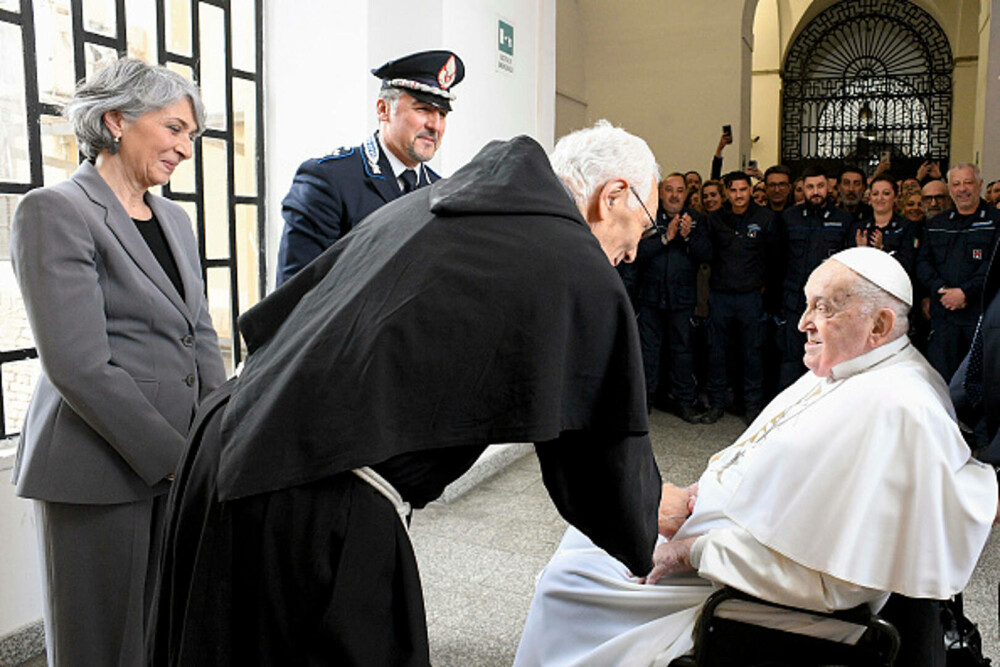 Cine a fost Papa Francisc. Suveranul Pontif a condus Biserica Catolică timp de 12 ani. GALERIE FOTO - Imaginea 3