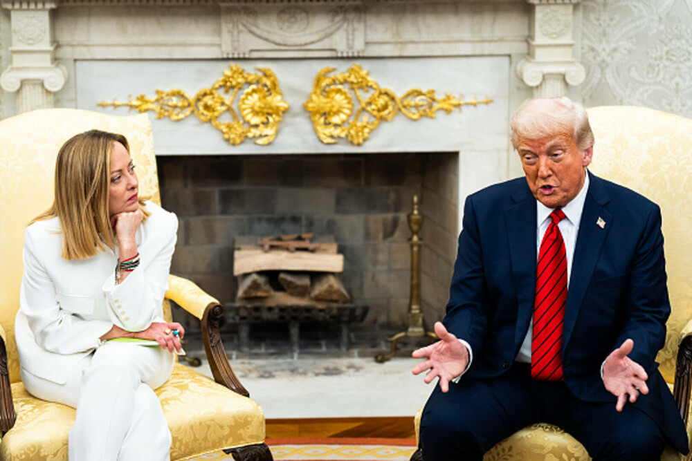 Reuters: Arma secretă a Giorgiei Meloni în discuţiile sale Donald Trump şi JD Vance. „Ea a luat Europa cu asalt”. FOTO - Imaginea 9