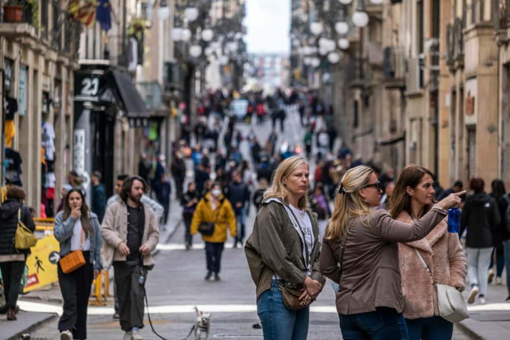 Ce să vizitezi în Barcelona. Cât costă o vacanță aici și ce să faci dacă vizitezi orașul pentru prima oară - Imaginea 1
