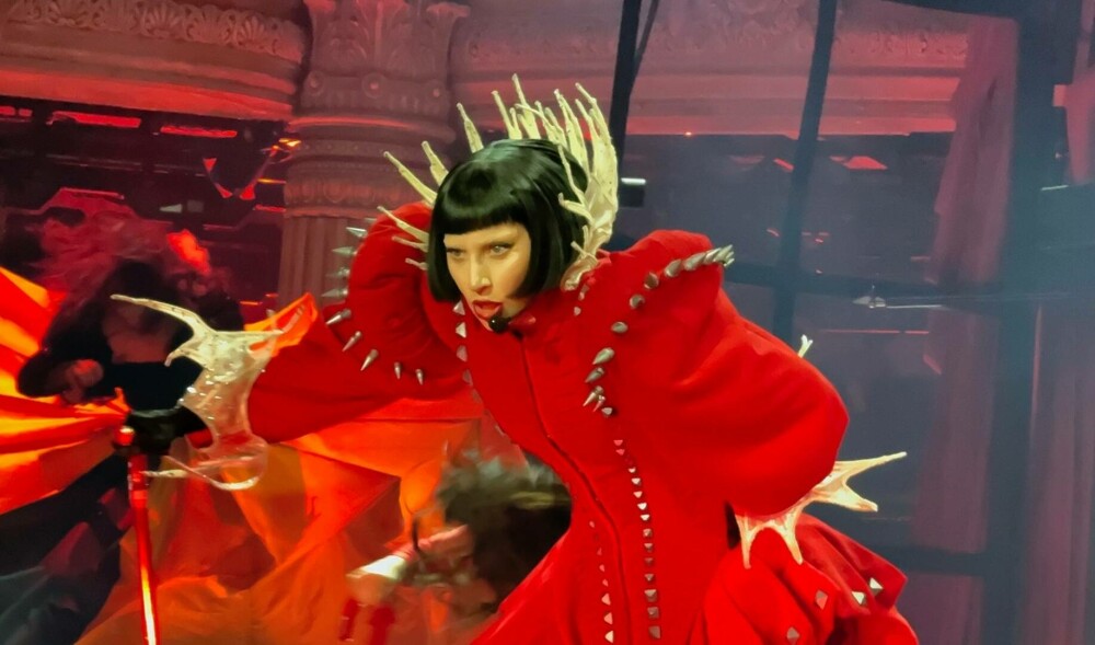 Lady Gaga, probleme pe scenă la festivalul Coachella. Ce i s-a întâmplat în timpul concertului. FOTO&VIDEO - Imaginea 5