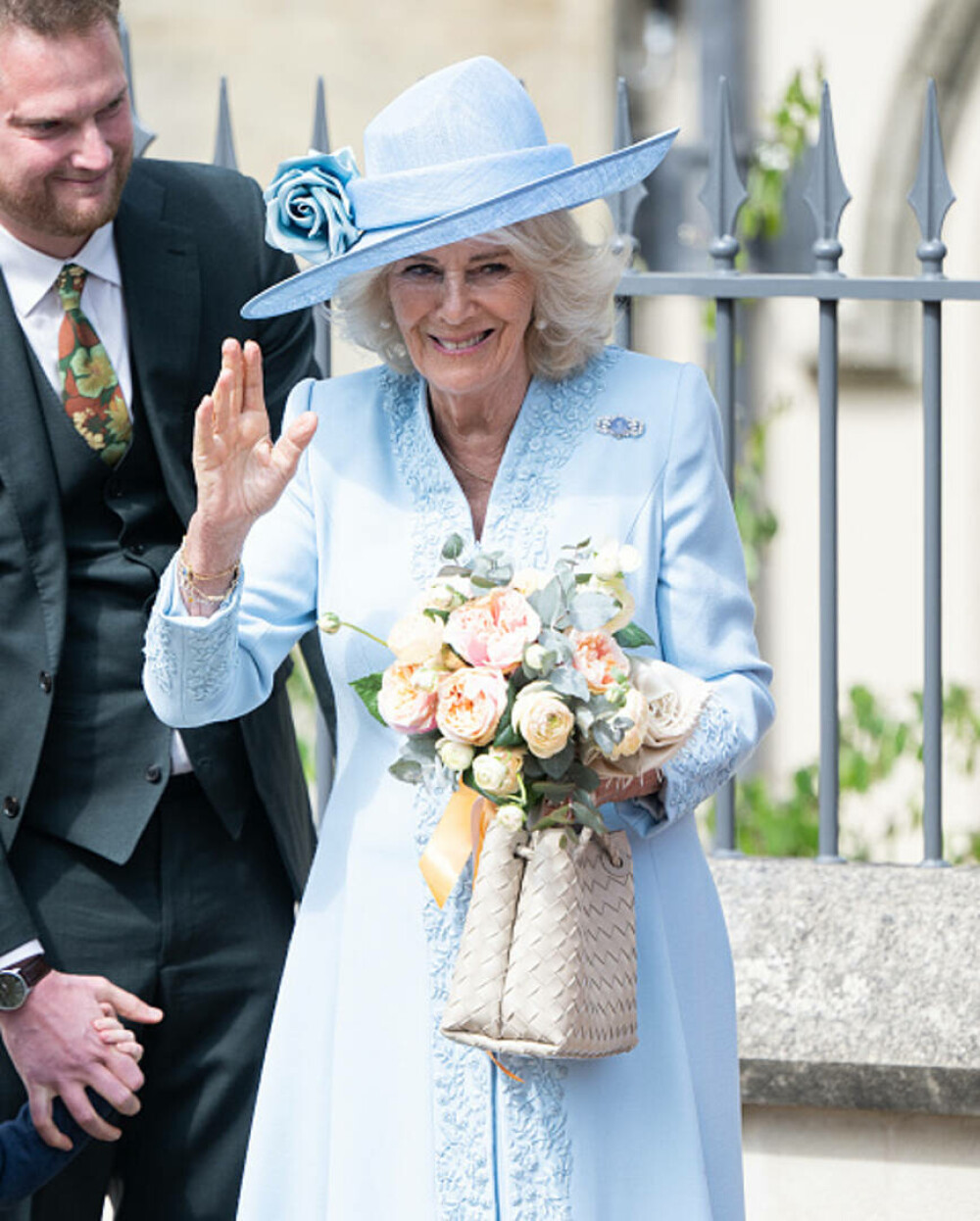 Regele Charles și Regina Camilla au participat la slujba tradițională de Paște. Cum a fost întâmpinat monarhul. GALERIE FOTO - Imaginea 13