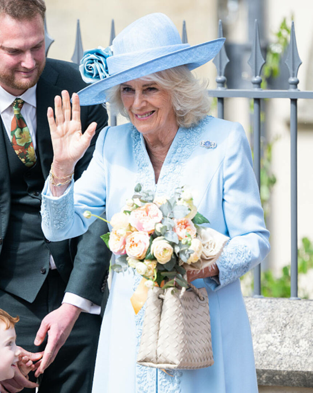 Regele Charles și Regina Camilla au participat la slujba tradițională de Paște. Cum a fost întâmpinat monarhul. GALERIE FOTO - Imaginea 15