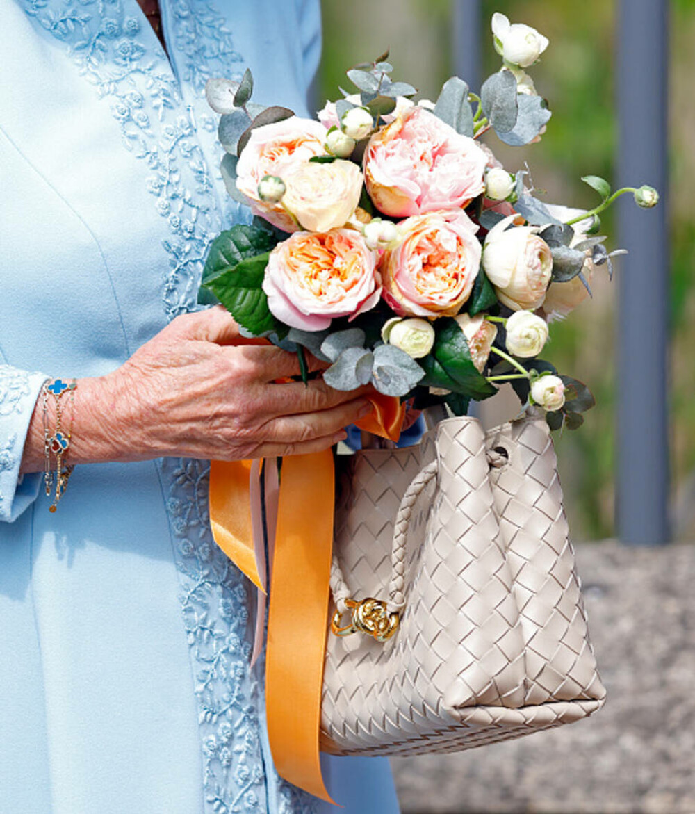 Regele Charles și Regina Camilla au participat la slujba tradițională de Paște. Cum a fost întâmpinat monarhul. GALERIE FOTO - Imaginea 37