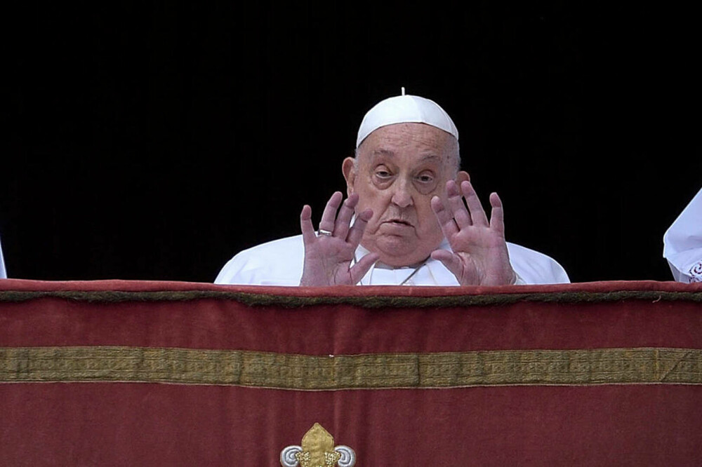 Ce probleme de sănătate avea Papa Francisc. Suveranul Pontif, vizibil slăbit în ultimele sale apariții | FOTO - Imaginea 8