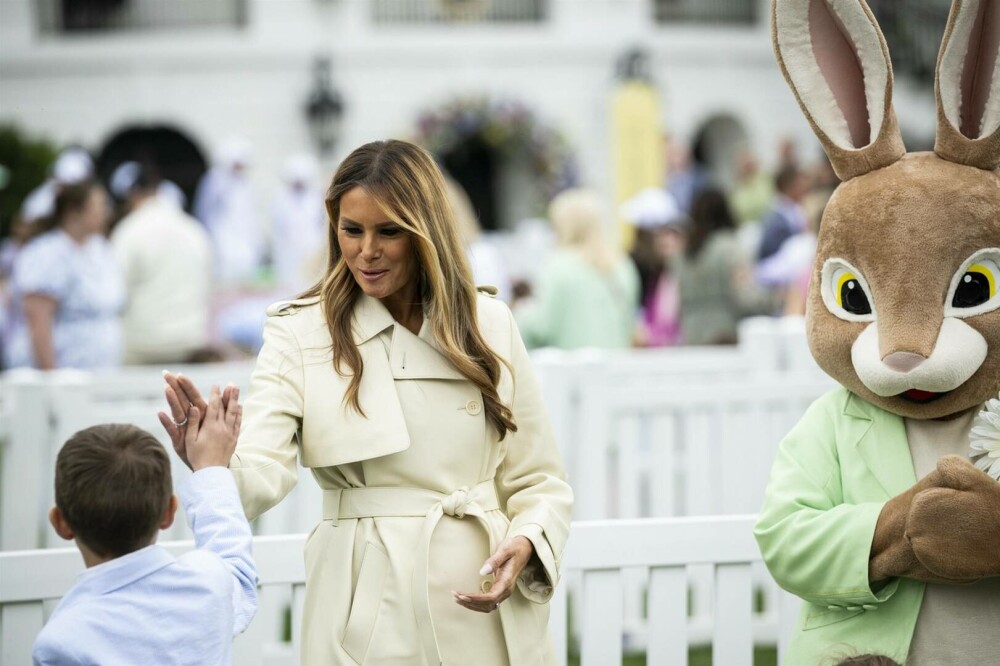 Melania Trump, apariție rară în public. Ce ţinută a purtat prima-doamnă în cadrul unui eveniment dedicat copiilor. FOTO - Imaginea 3