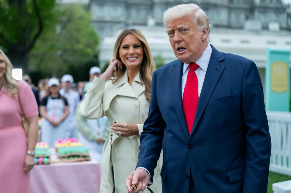 Melania Trump, apariție rară în public. Ce ţinută a purtat prima-doamnă în cadrul unui eveniment dedicat copiilor. FOTO - Imaginea 8