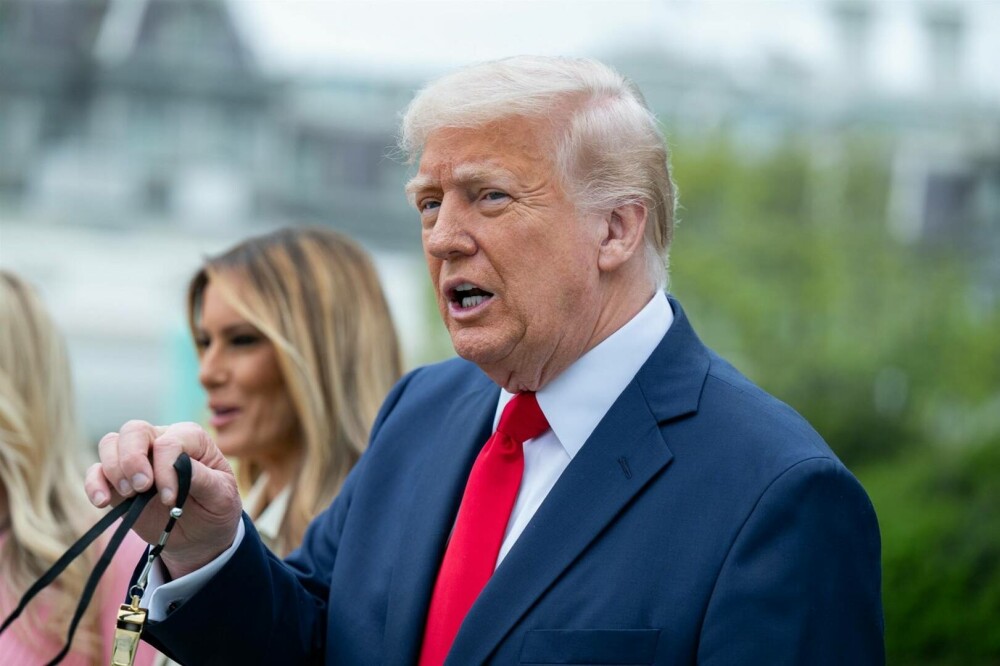 Melania Trump, apariție rară în public. Ce ţinută a purtat prima-doamnă în cadrul unui eveniment dedicat copiilor. FOTO - Imaginea 15
