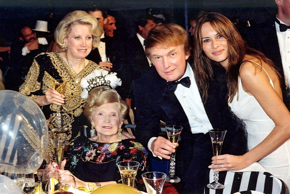 Un biograf spune că Trump s-a despărțit de Prima Doamnă, Melania. Reacția vehementă a Casei Albe - Imaginea 26