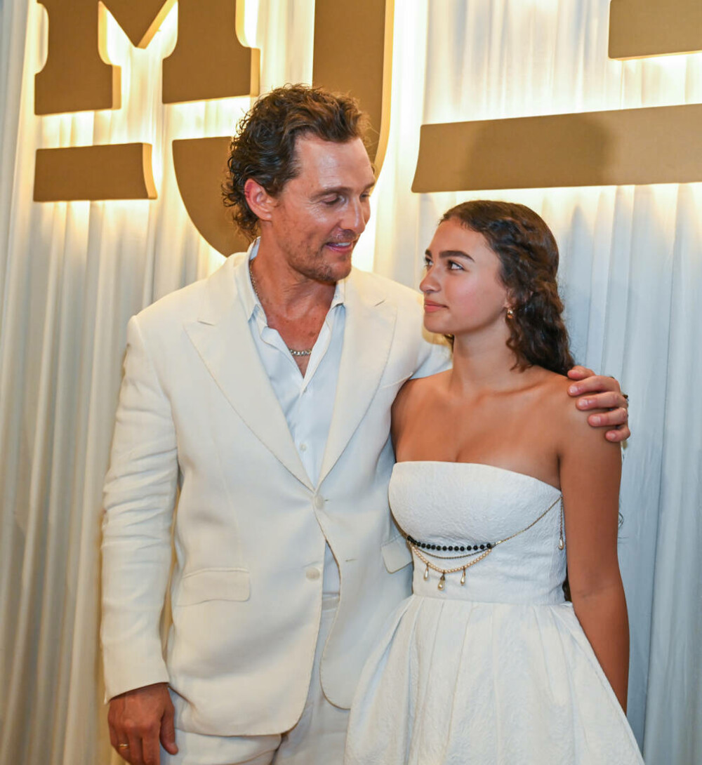 Matthew McConaughey, apariție rară pe covorul roșu alături de familie. Cum arată cei trei copii ai actorului. GALERIE FOTO - Imaginea 3