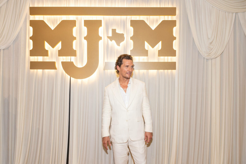 Matthew McConaughey, apariție rară pe covorul roșu alături de familie. Cum arată cei trei copii ai actorului. GALERIE FOTO - Imaginea 25