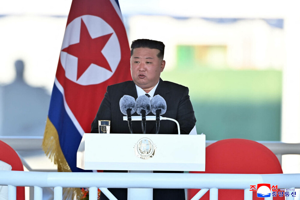 Coreea de Nord prezintă o nouă navă de război de 5.000 de tone. Ce a declarat Kim Jong Un. FOTO - Imaginea 1