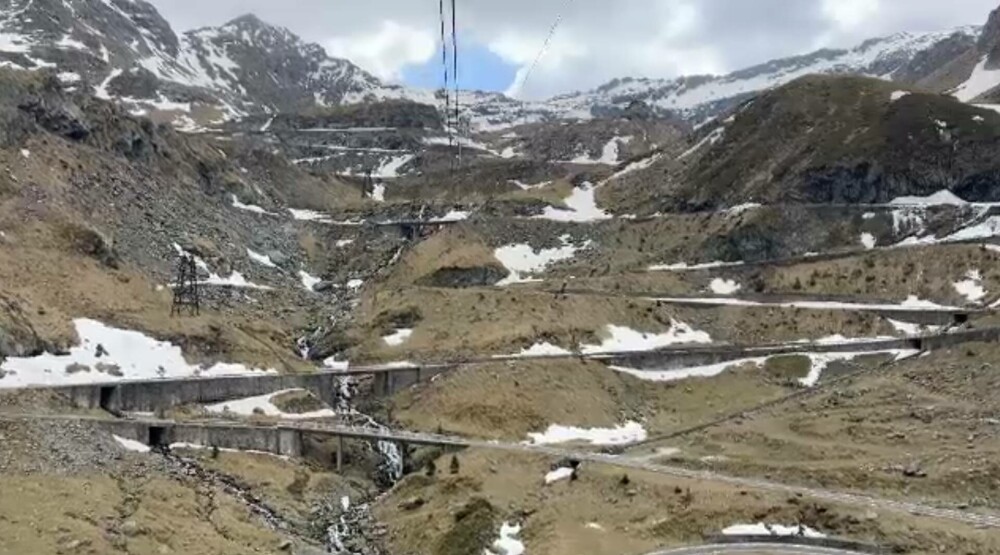 Jumătate de secol de la inaugurarea Transfăgărășanului. Cum a fost realizat cel mai spectaculos drum din țară | GALERIE FOTO - Imaginea 6