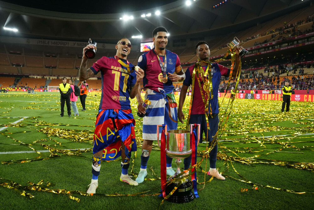 FC Barcelona a câştigat Cupa Spaniei pentru a 32-a oară. A învins cu 3-2 după prelungiri pe Real Madrid. FOTO - Imaginea 4